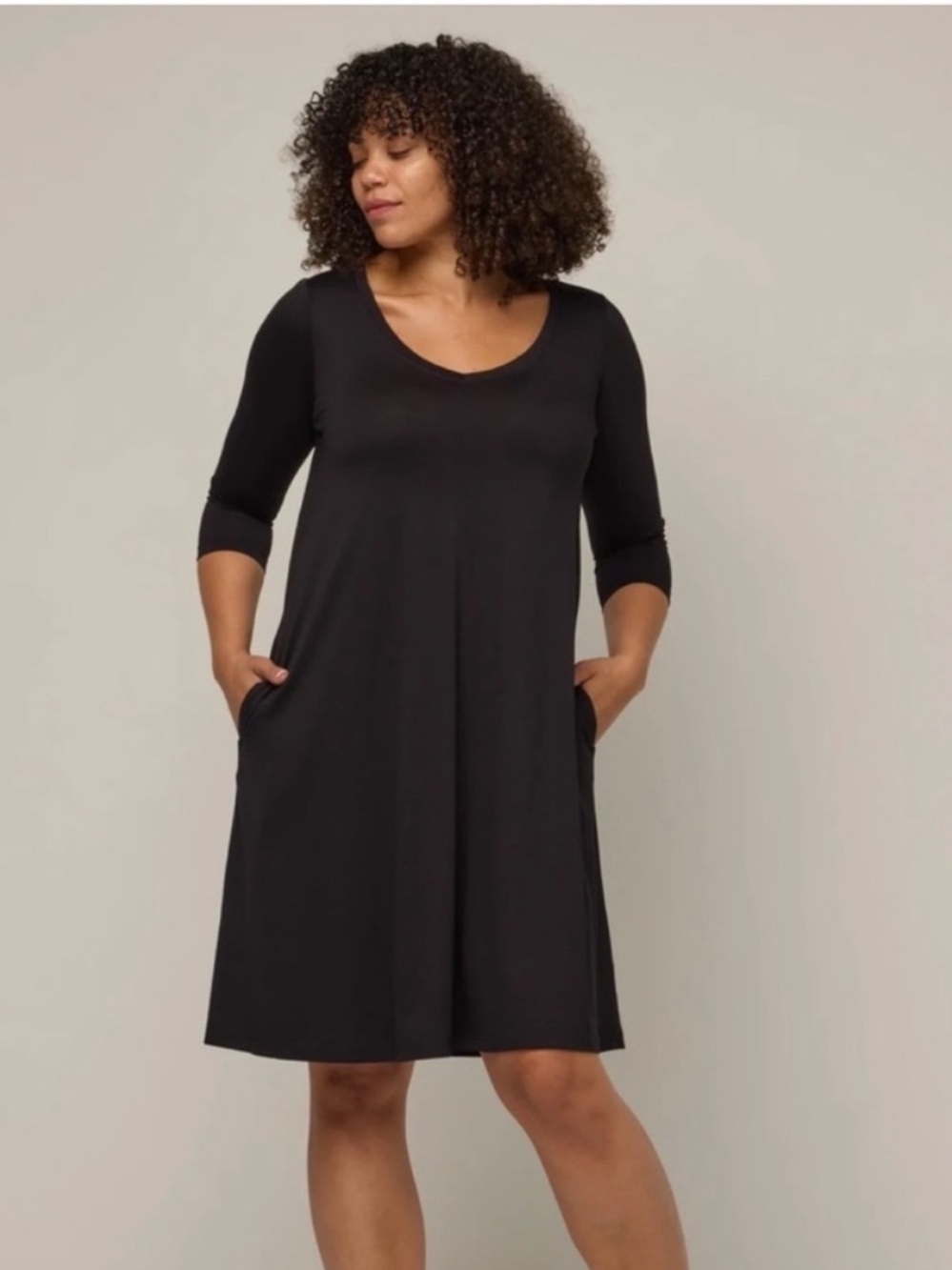 Wooland Wool& Dress Willow Swing Mini Merino Wool 3/4 Sleeve in Black